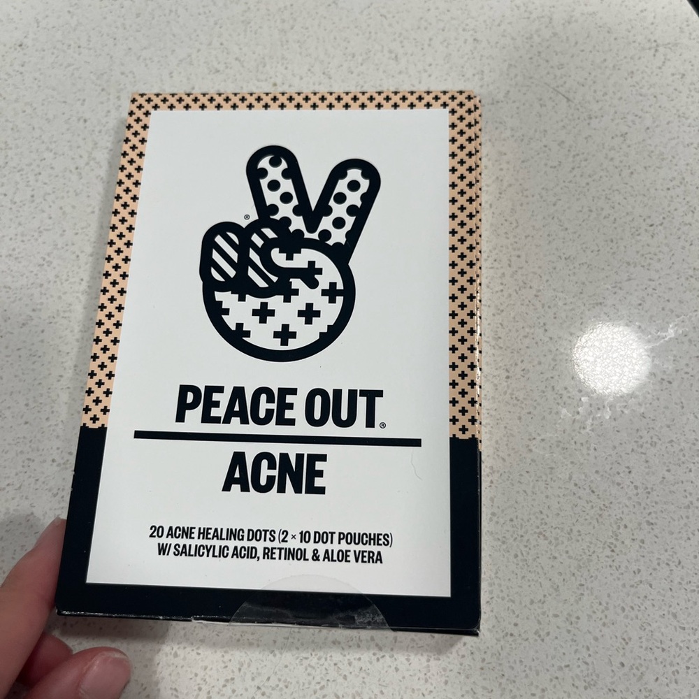 Peace Out Acne Healing Dots